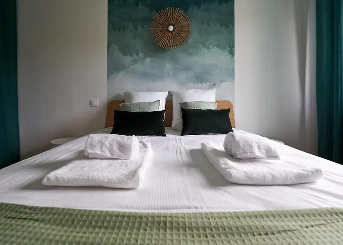 *green Organic* Balcon & Garage *